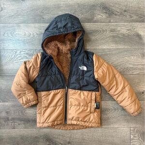 The North Face Kids Reversible Mount Chimbo Puffer Jacket | 5T